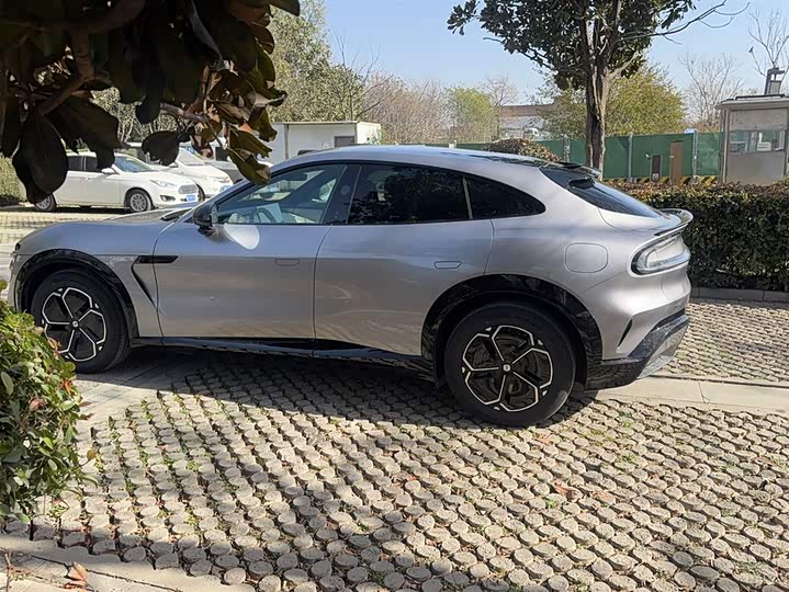 Фото 13 - Xiaomi YU7