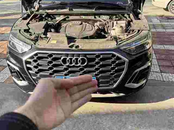 Фото 3 - Audi Q5L