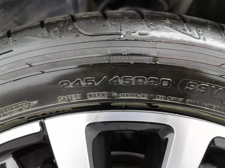 Фото 24 - Geely Monjaro Thor Hybrid