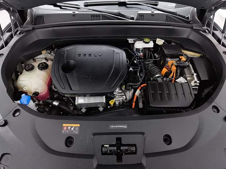 Фото 6 - Geely Monjaro Thor Hybrid