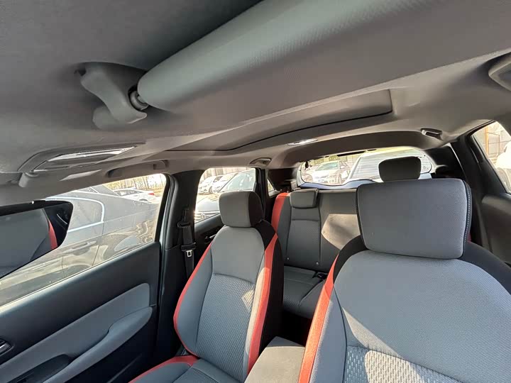 Фото 6 - Honda Life