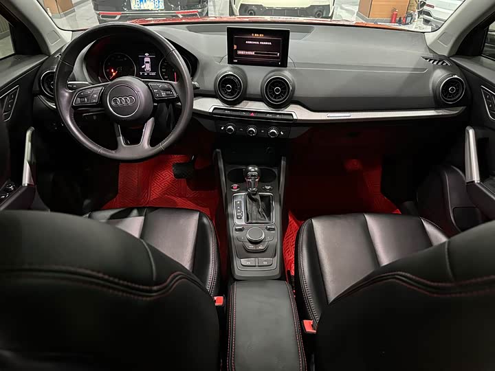 Фото 17 - Audi Q2L