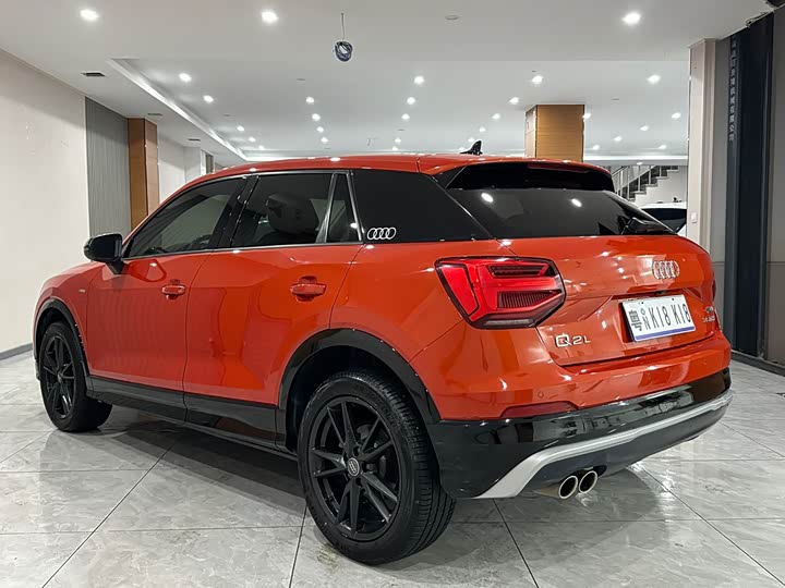 Фото 4 - Audi Q2L