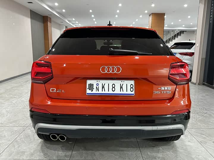 Фото 6 - Audi Q2L