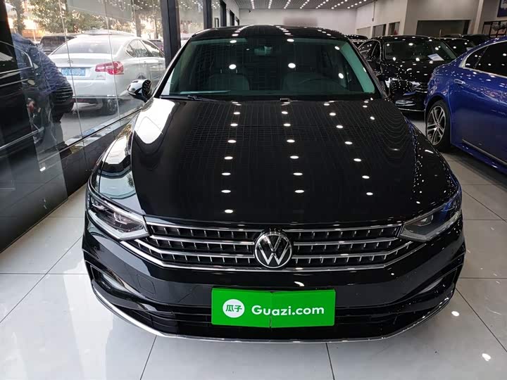 Фото 3 - Volkswagen Magotan