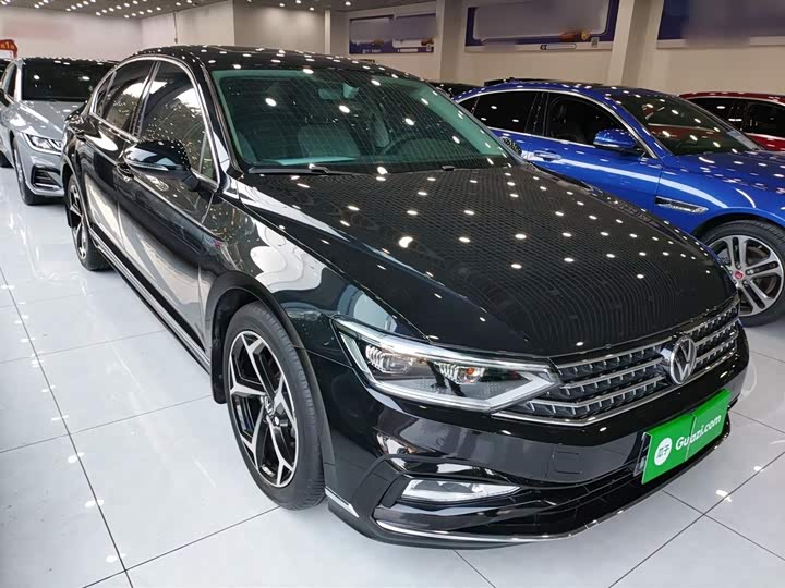 Фото 4 - Volkswagen Magotan