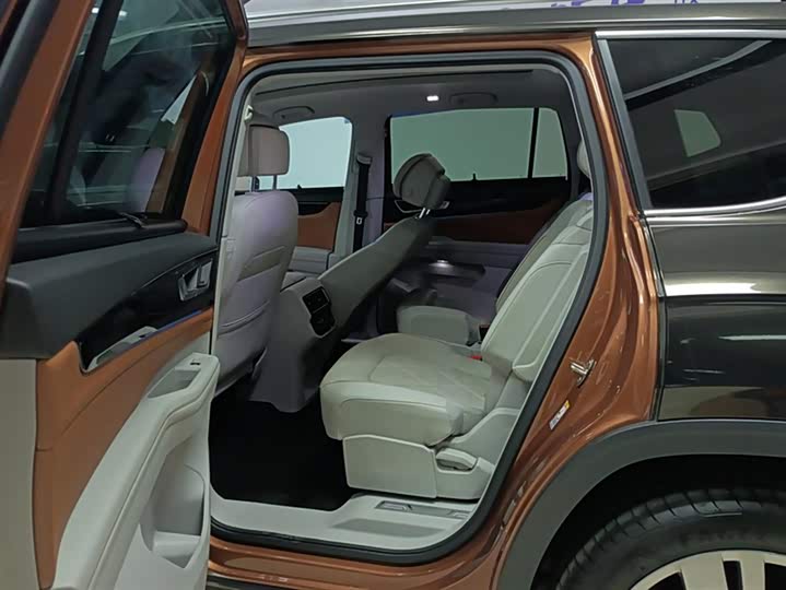 Фото 11 - Volkswagen Teramont Pro