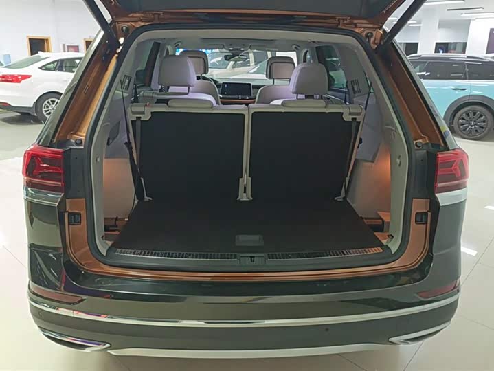 Фото 4 - Volkswagen Teramont Pro