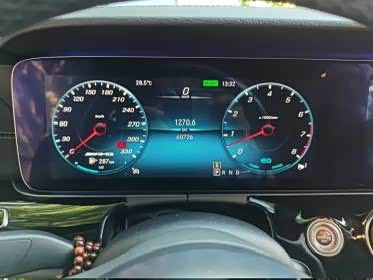 Фото 8 - Mercedes-Benz AMG GT