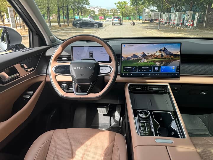 Фото 35 - Chery Tiggo 8L