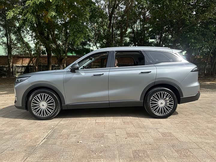 Фото 7 - Chery Tiggo 8L