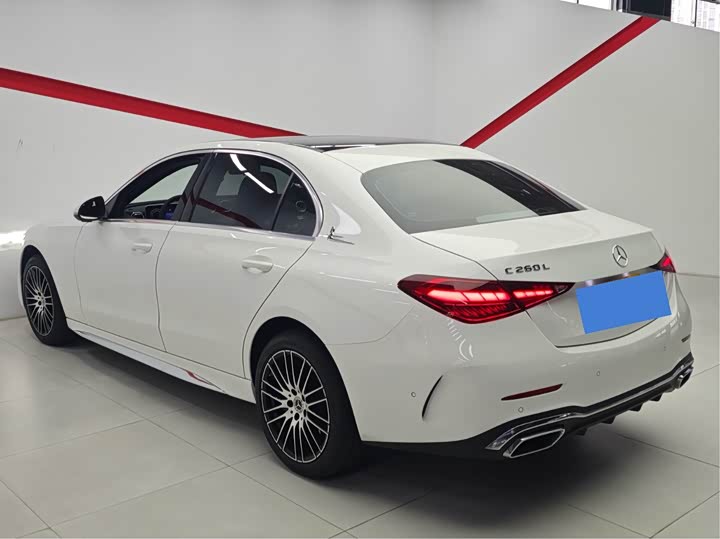 Фото 12 - Mercedes-Benz C-Class