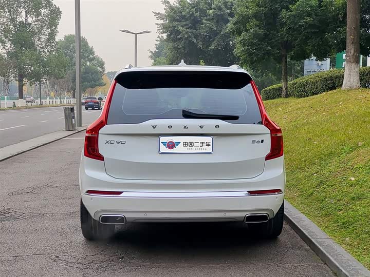 Фото 5 - Volvo XC90