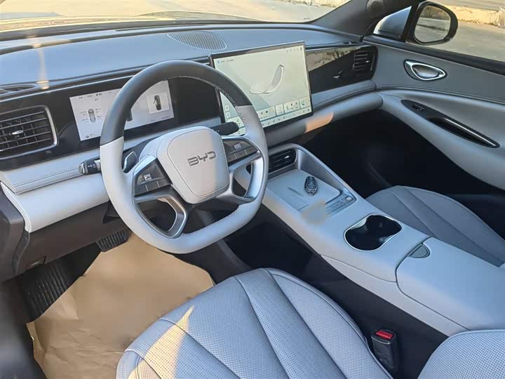 Фото 14 - BYD Sea Lion 06 Hybrid/EV