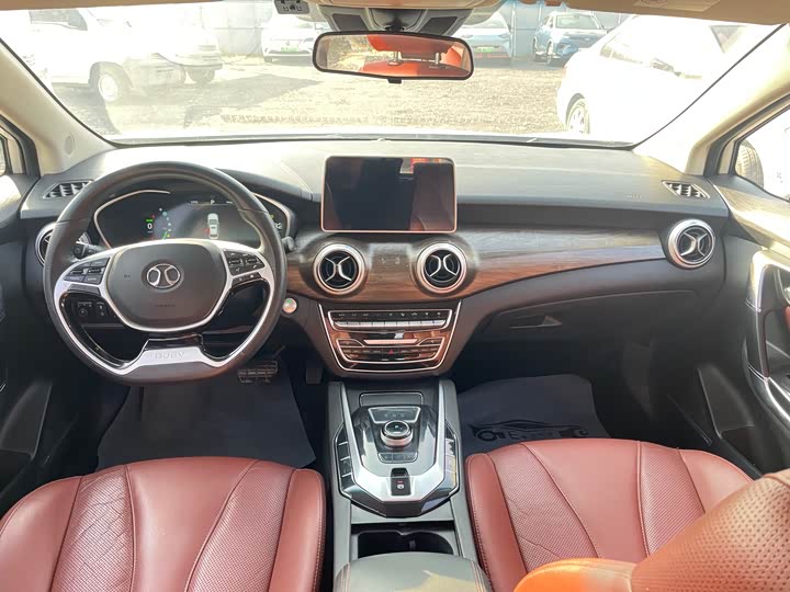 Фото 6 - Beijing EU5