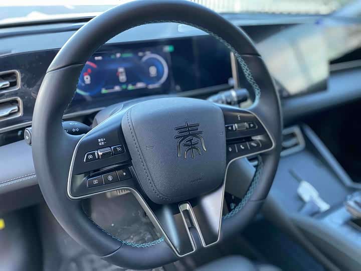 Фото 3 - BYD Qin L