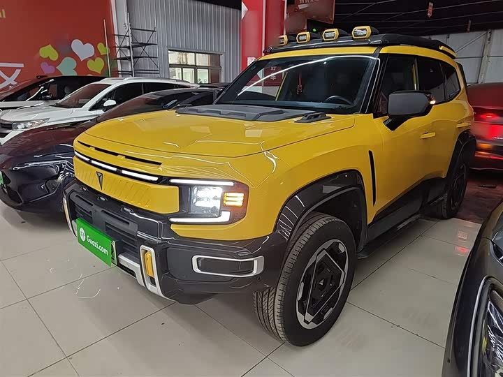 Фото 1 - Changan Deepal G318