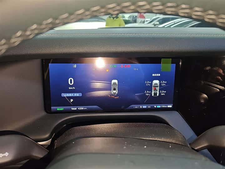 Фото 12 - Changan Deepal G318