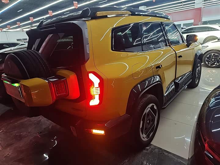 Фото 7 - Changan Deepal G318