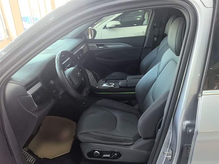 Фото 15 - BAIC Arcfox Alpha T