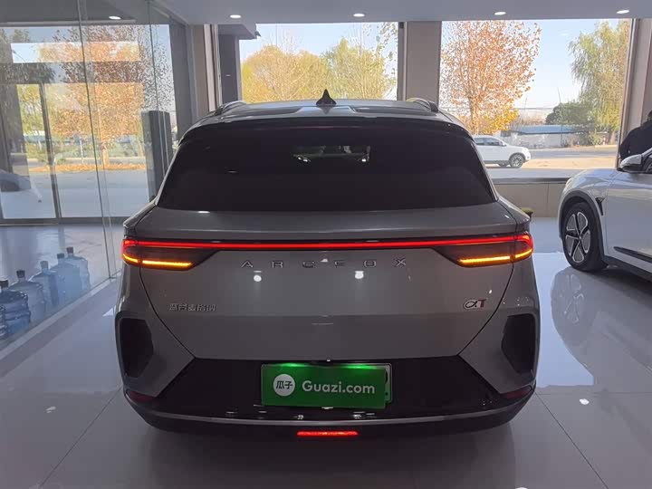 Фото 6 - BAIC Arcfox Alpha T