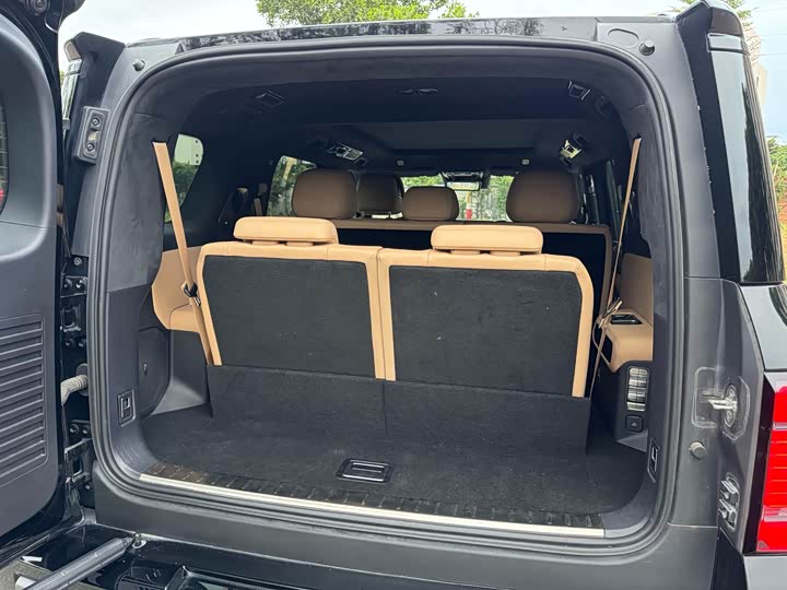 Фото 14 - BYD FangChengBao Leopard 8