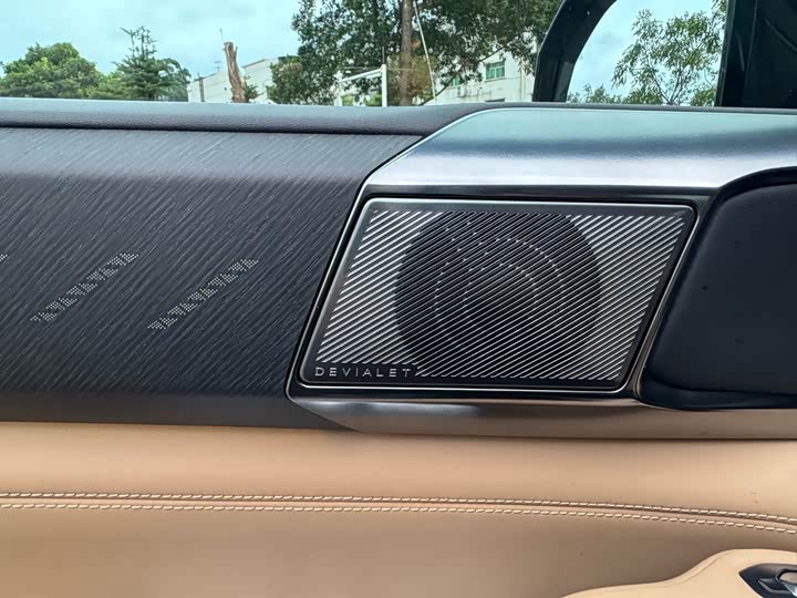 Фото 19 - BYD FangChengBao Leopard 8