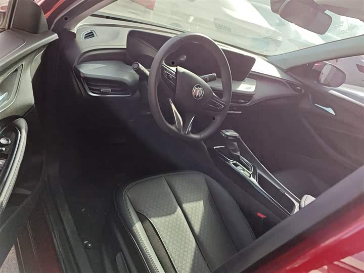 Фото 16 - Buick Verano