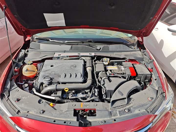 Фото 20 - Buick Verano