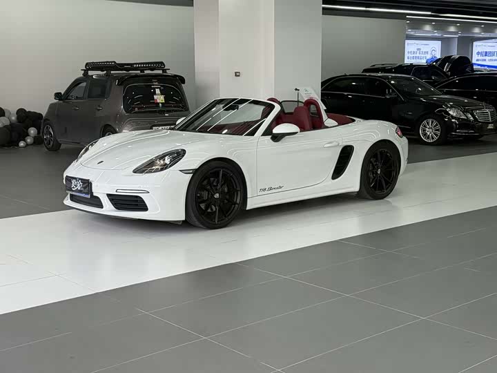 Фото 2 - Porsche 718