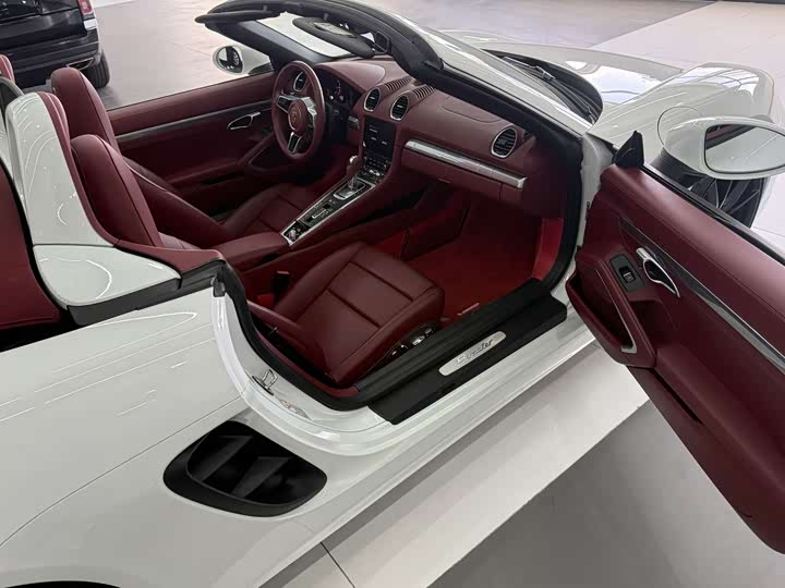 Фото 7 - Porsche 718