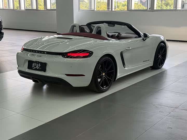 Фото 9 - Porsche 718
