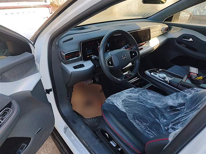 Фото 16 - BAIC Arcfox Alpha S