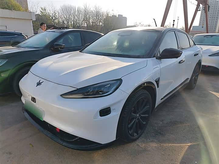 Фото 2 - BAIC Arcfox Alpha S