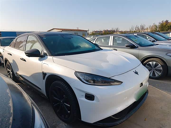 Фото 4 - BAIC Arcfox Alpha S