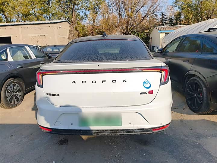 Фото 6 - BAIC Arcfox Alpha S