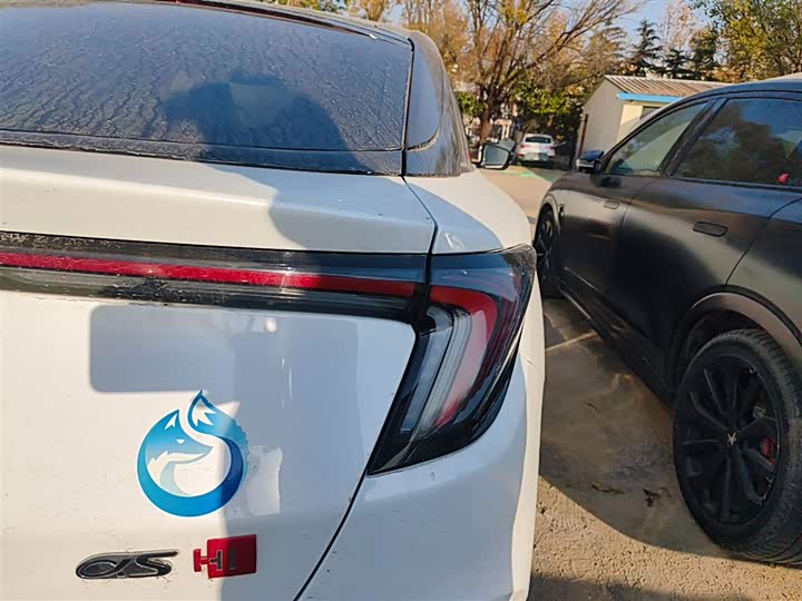 Фото 8 - BAIC Arcfox Alpha S