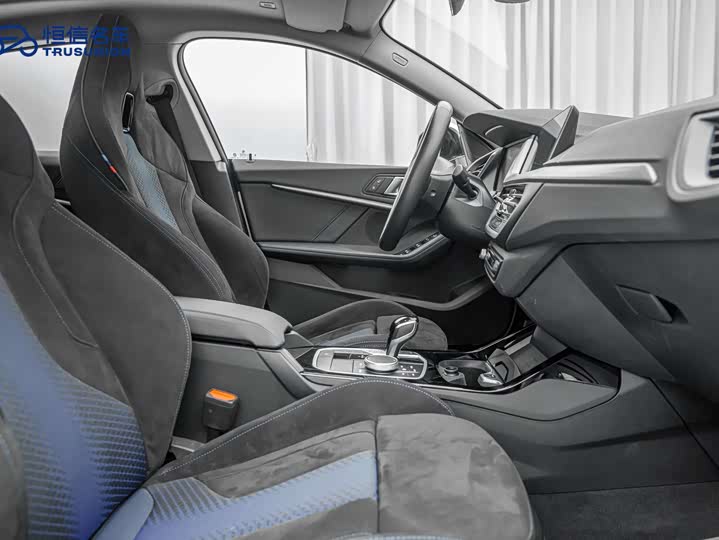 Фото 14 - BMW 2 Series