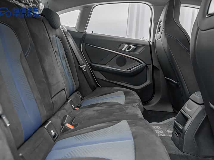 Фото 15 - BMW 2 Series