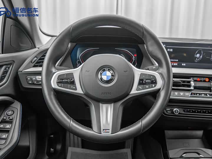 Фото 16 - BMW 2 Series