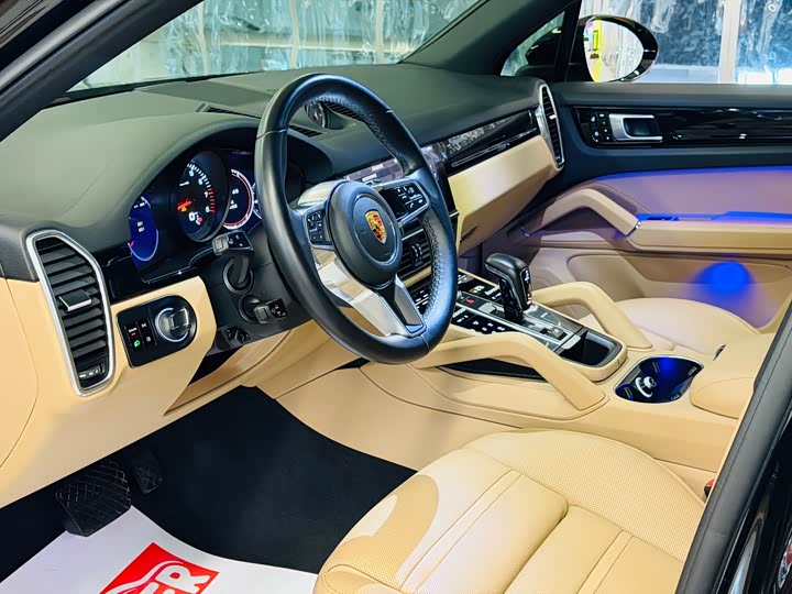 Фото 6 - Porsche Cayenne