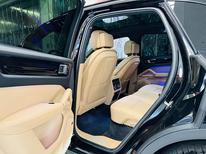 Фото 8 - Porsche Cayenne