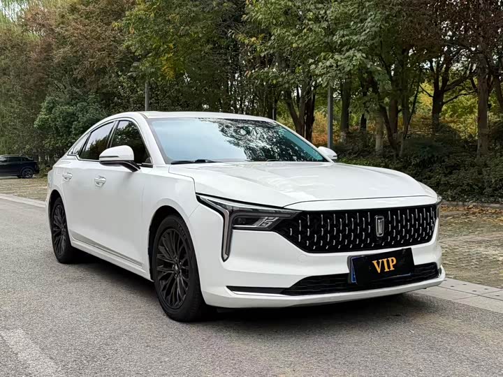 Фото 7 - Bestune B70