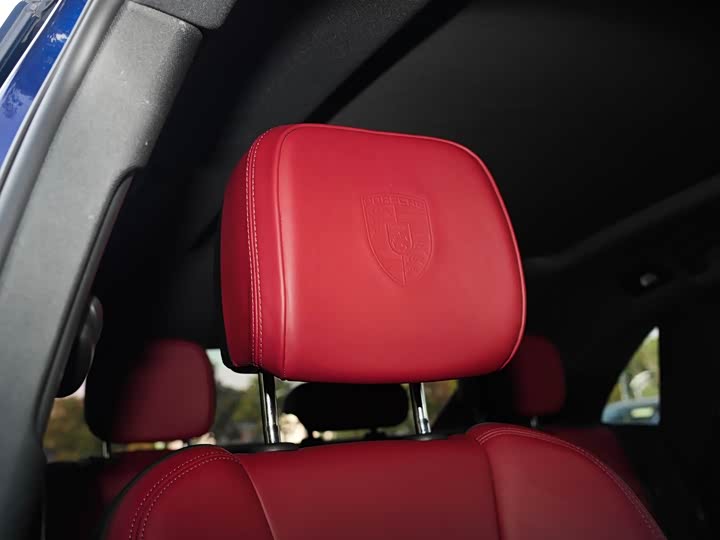 Фото 13 - Porsche Macan