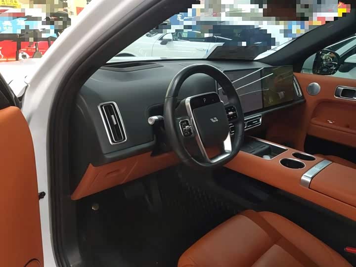 Фото 10 - LiXiang L7