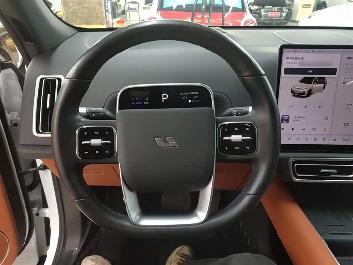 Фото 11 - LiXiang L7