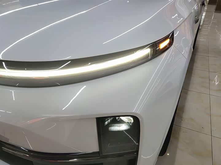 Фото 24 - LiXiang L7