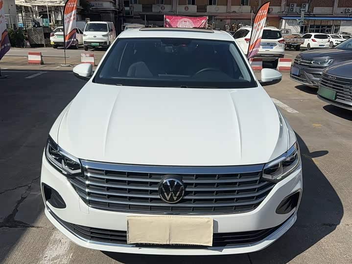 Фото 3 - Volkswagen Lavida