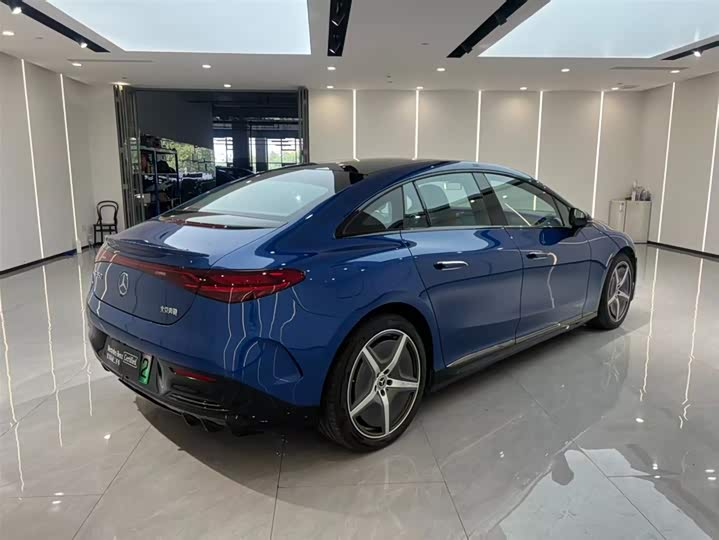 Фото 7 - Mercedes-Benz EQE