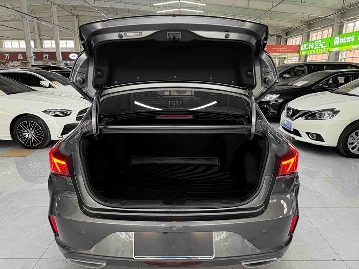 Фото 17 - Changan Eado Plus